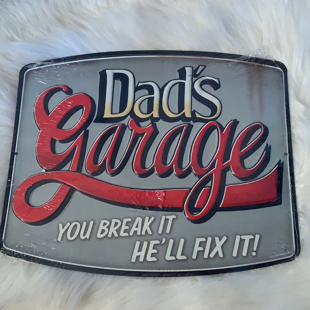 Dad’s Garage Wall Sign - Decor